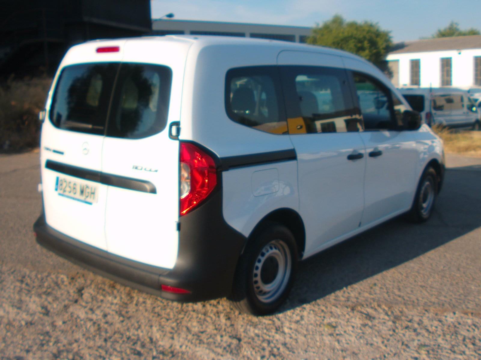 MERCEDES CITAN 5 PLAZAS 8 