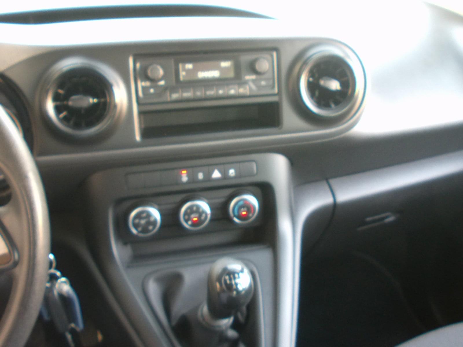MERCEDES CITAN 5 PLAZAS 10 