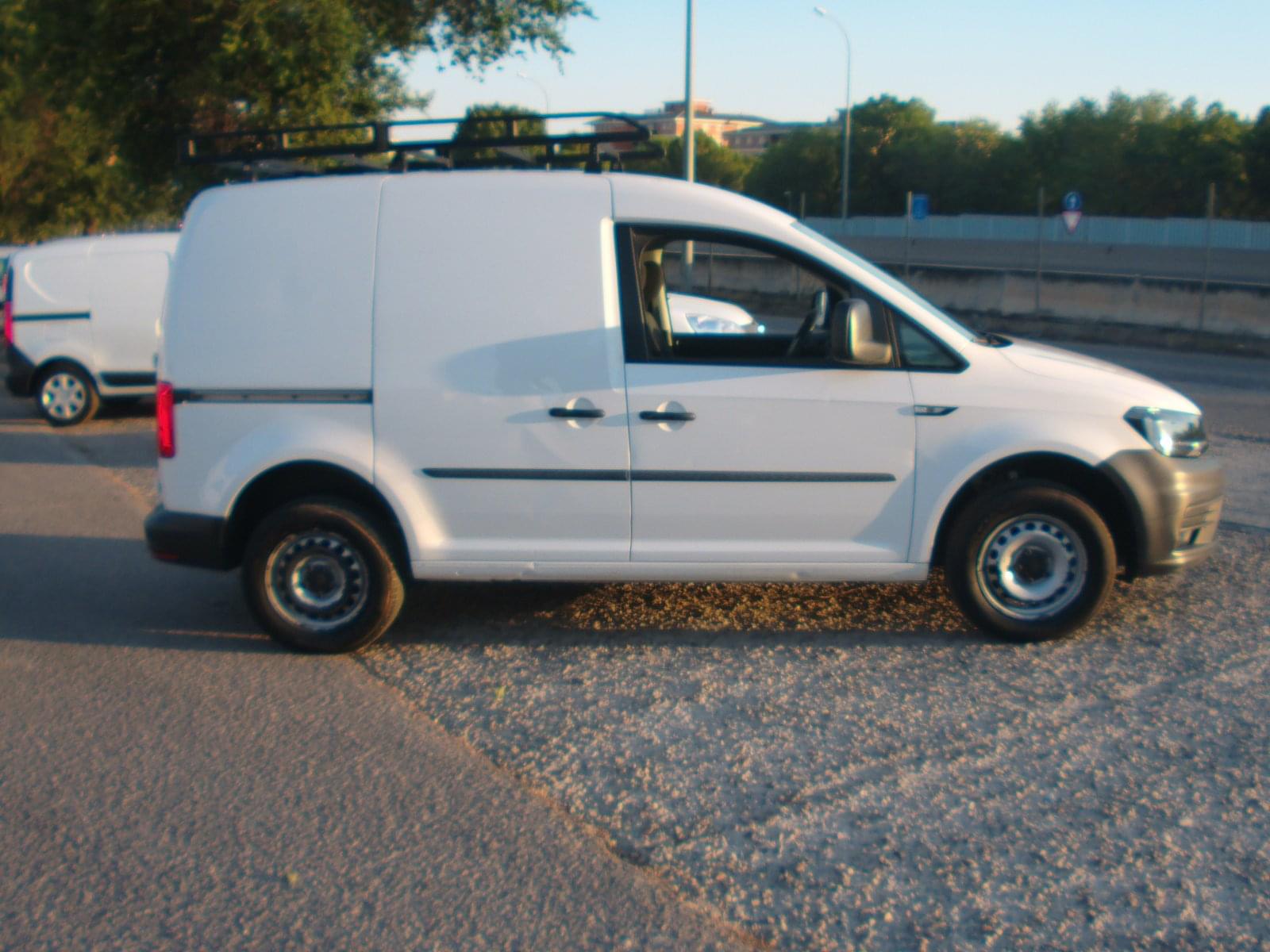 VOLKSWAGEN CADDY 4 MOTION 2 PLAZAS 7