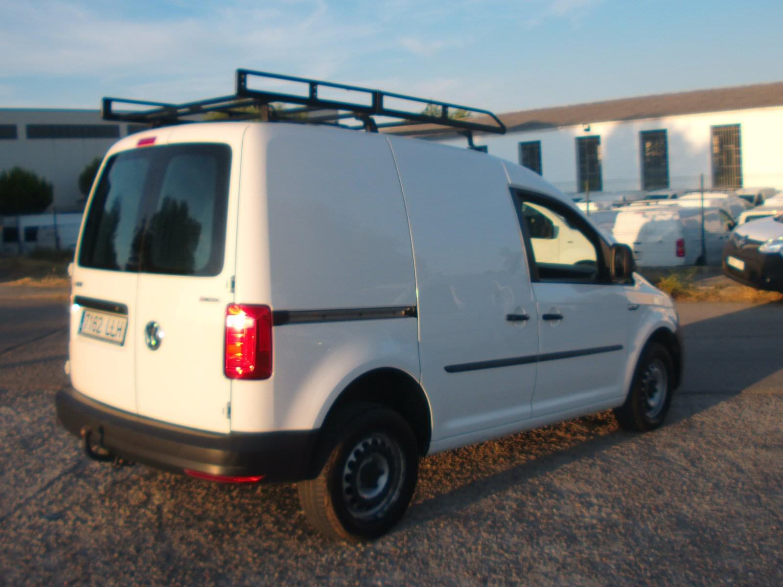 VOLKSWAGEN CADDY 4 MOTION 2 PLAZAS 10