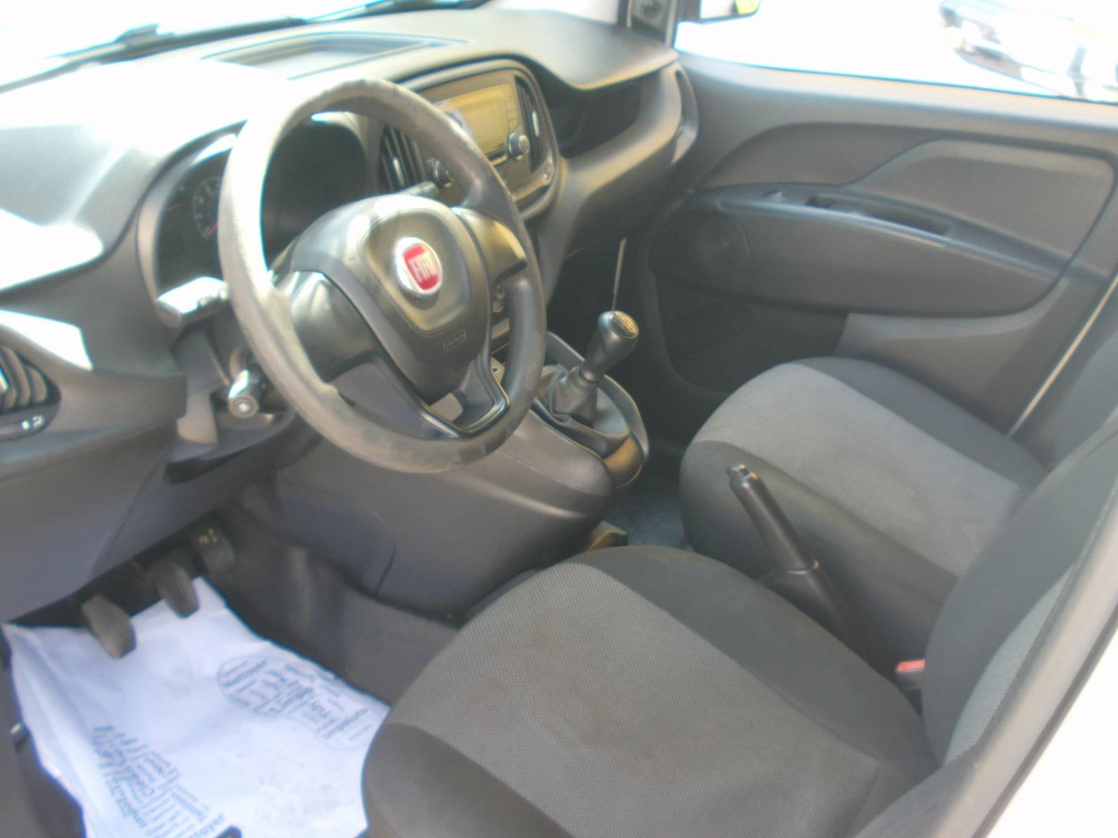 FIAT DOBLO 2 PLAZAS 10