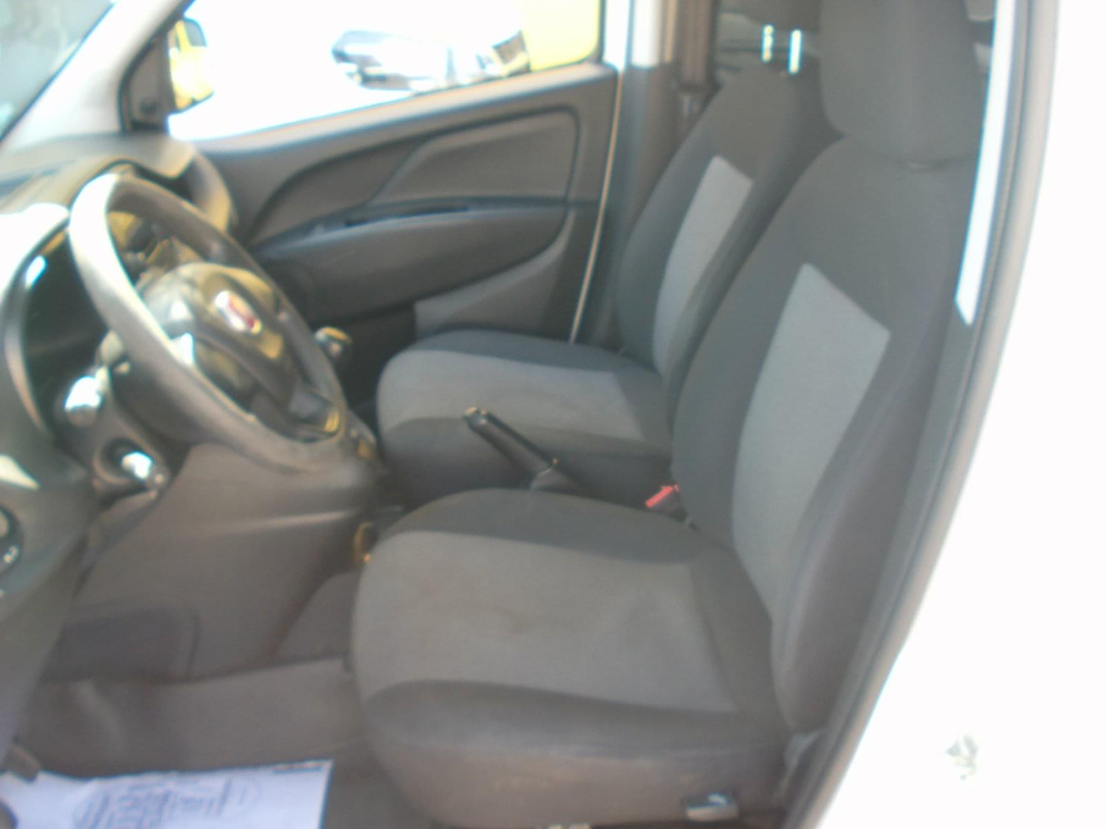 FIAT DOBLO 2 PLAZAS 11