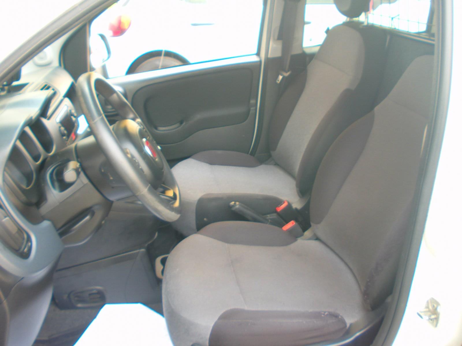 FIAT PANDA VAN HYBRID 2 PLAZAS INDUSTRIAL 11