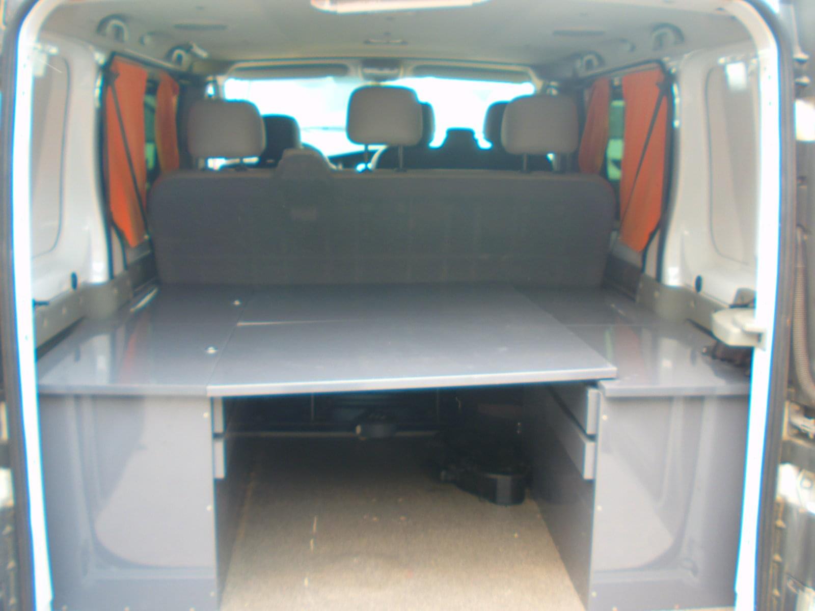 RENAULT TRAFIC CAMPER 14