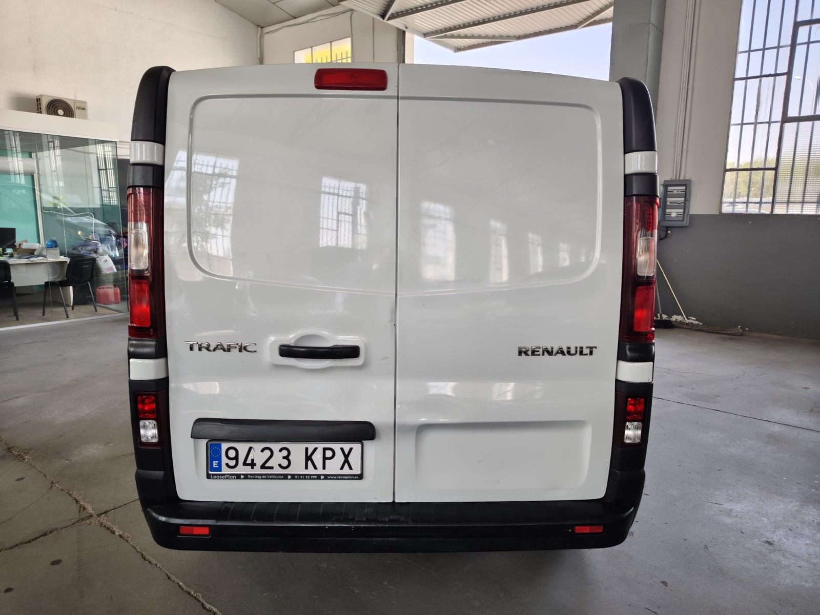 RENAULT TRAFIC 3 PLAZAS 6 