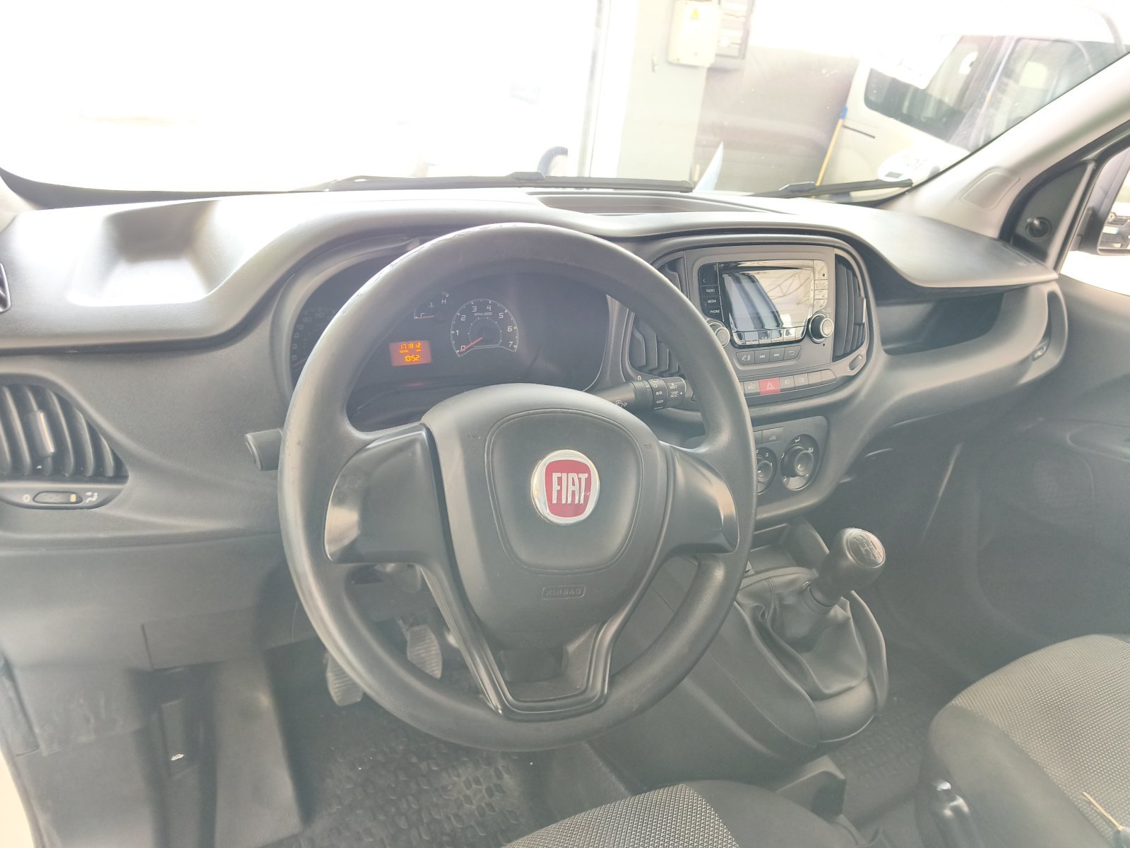 FIAT DOBLO 2 PLAZAS 11
