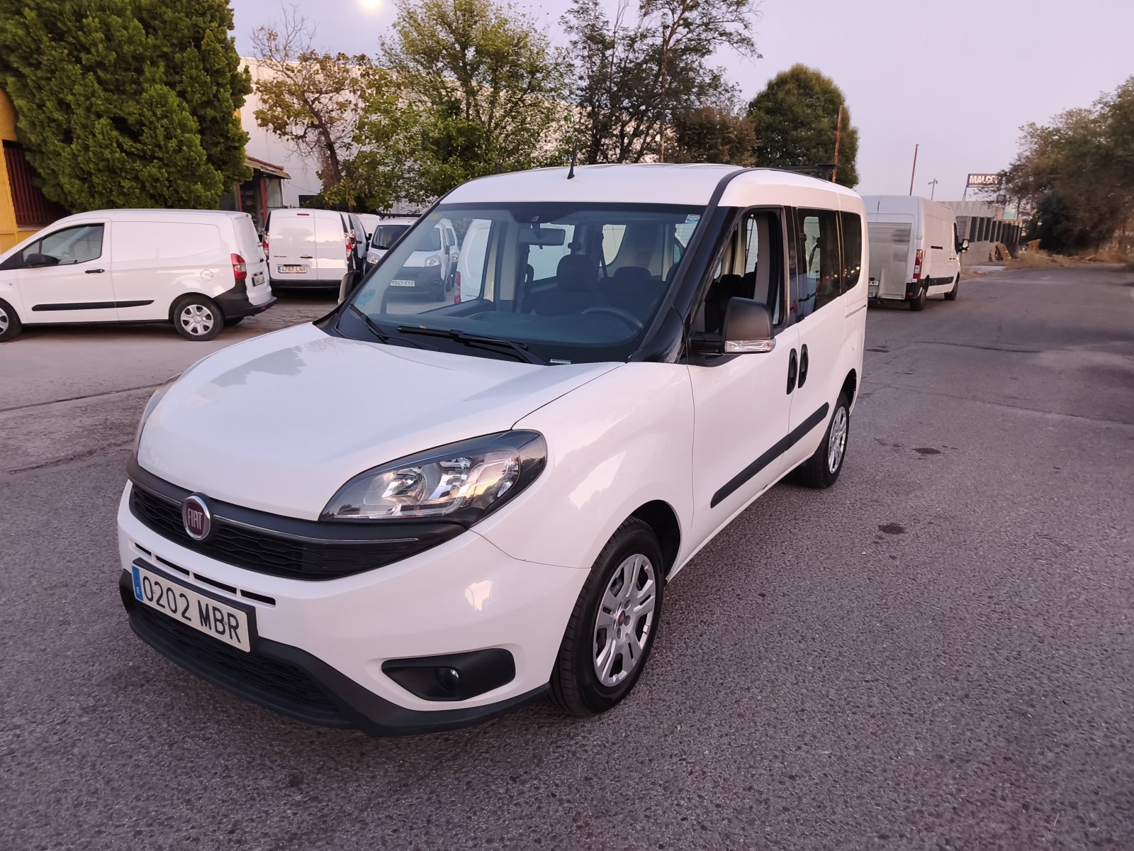 FIAT DOBLO COMBI 5 PLAZAS 3