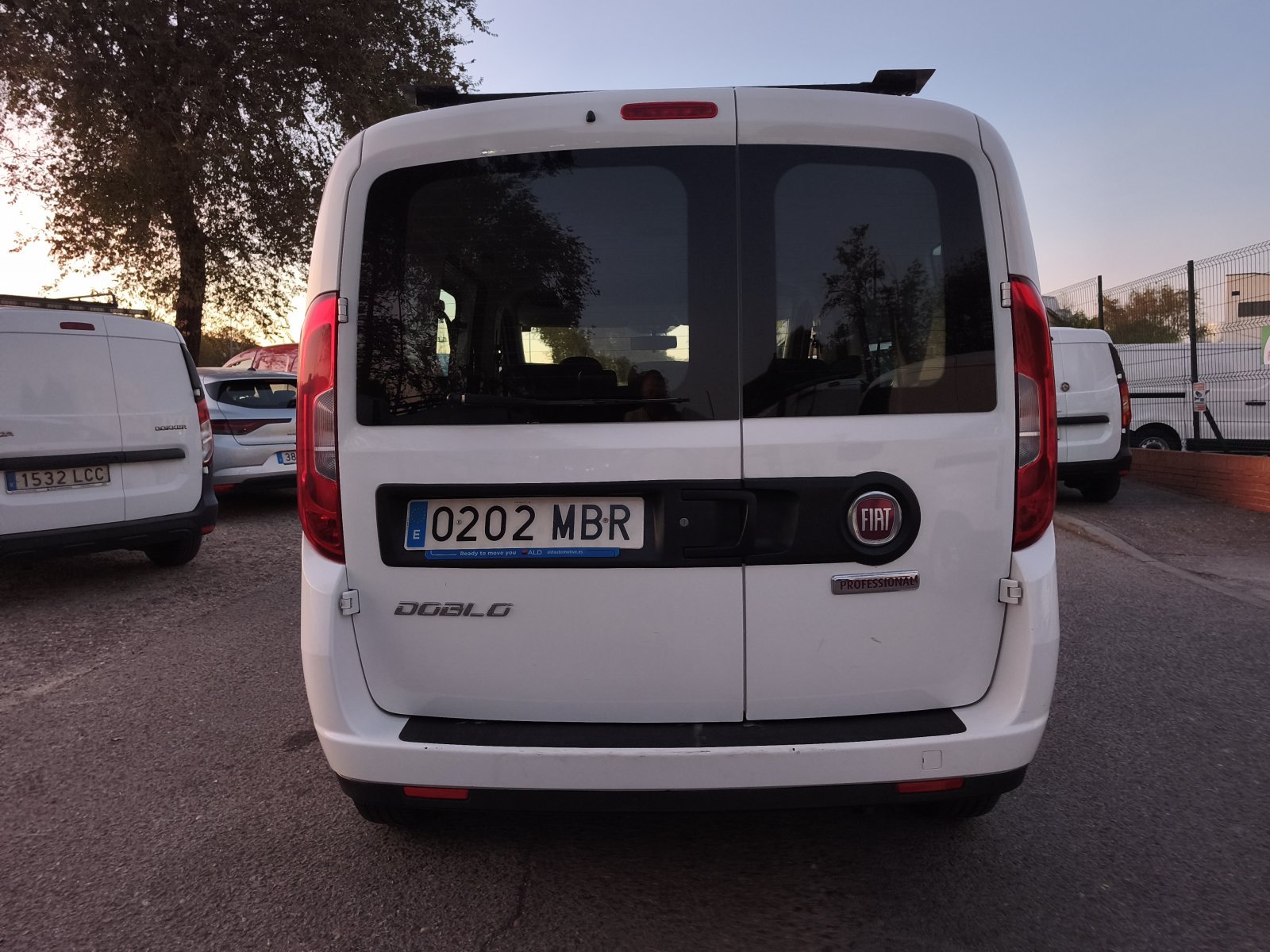 FIAT DOBLO COMBI 5 PLAZAS 6