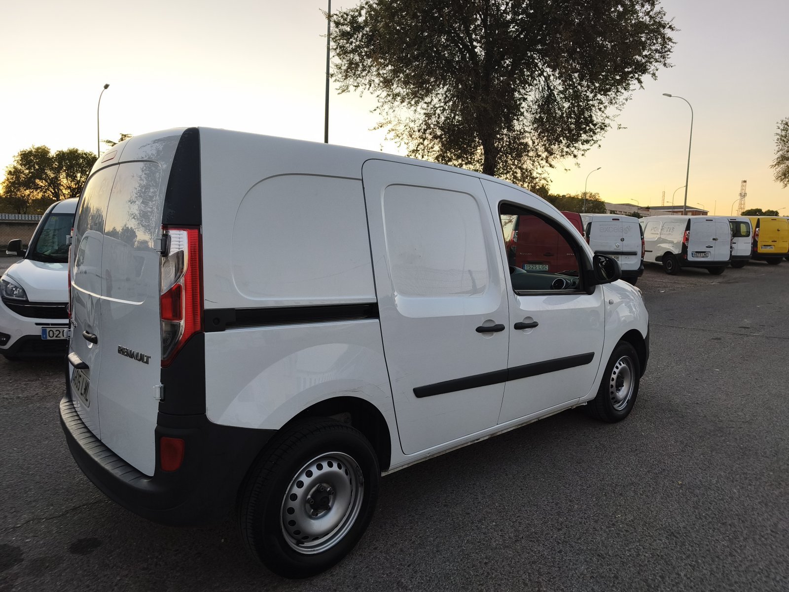 RENAULT KANGOO 2 PLAZAS 7