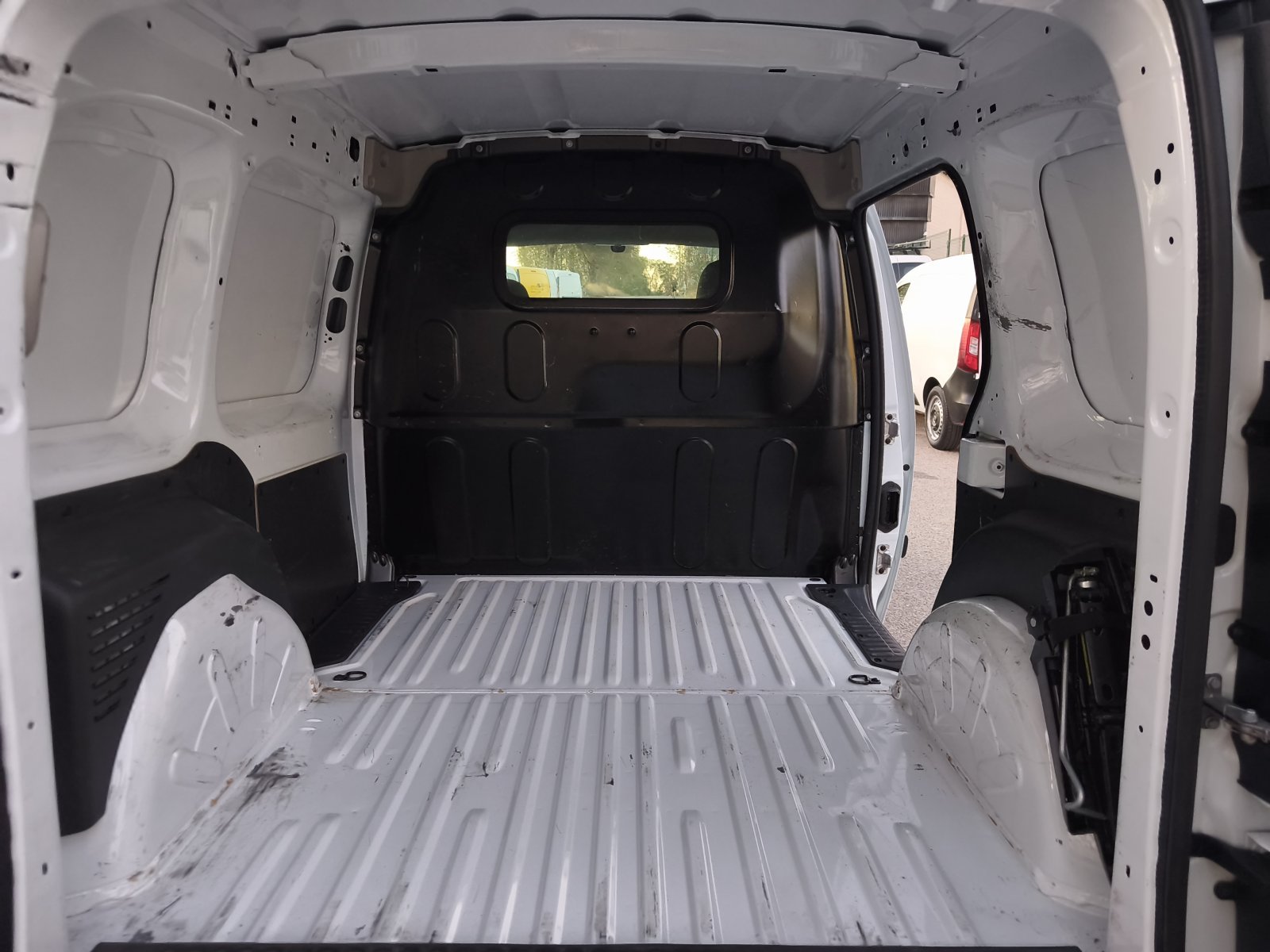 RENAULT KANGOO 2 PLAZAS 9