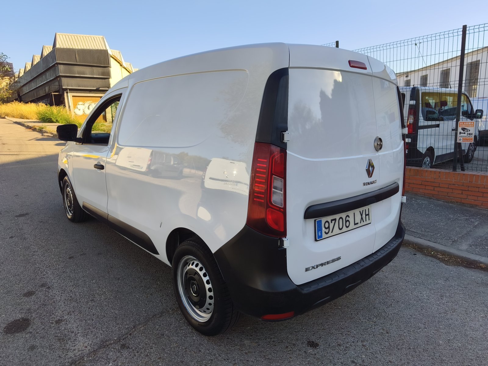 RENAULT KANGOO 2 PLAZAS 5