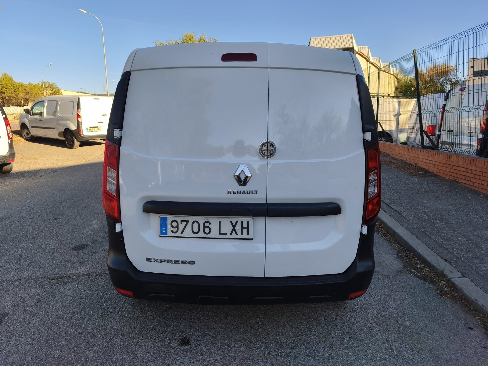 RENAULT KANGOO 2 PLAZAS 6