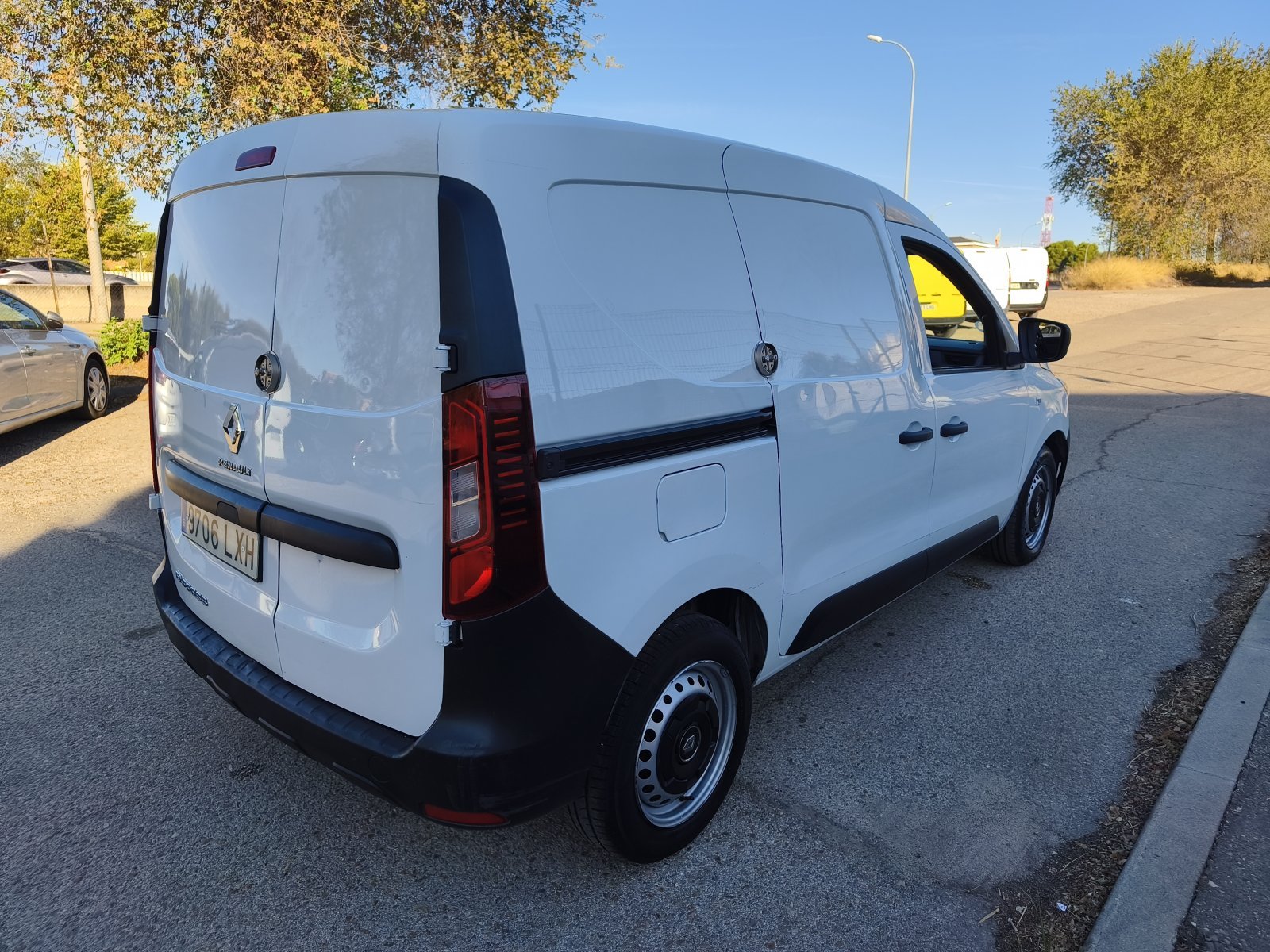 RENAULT KANGOO 2 PLAZAS 7