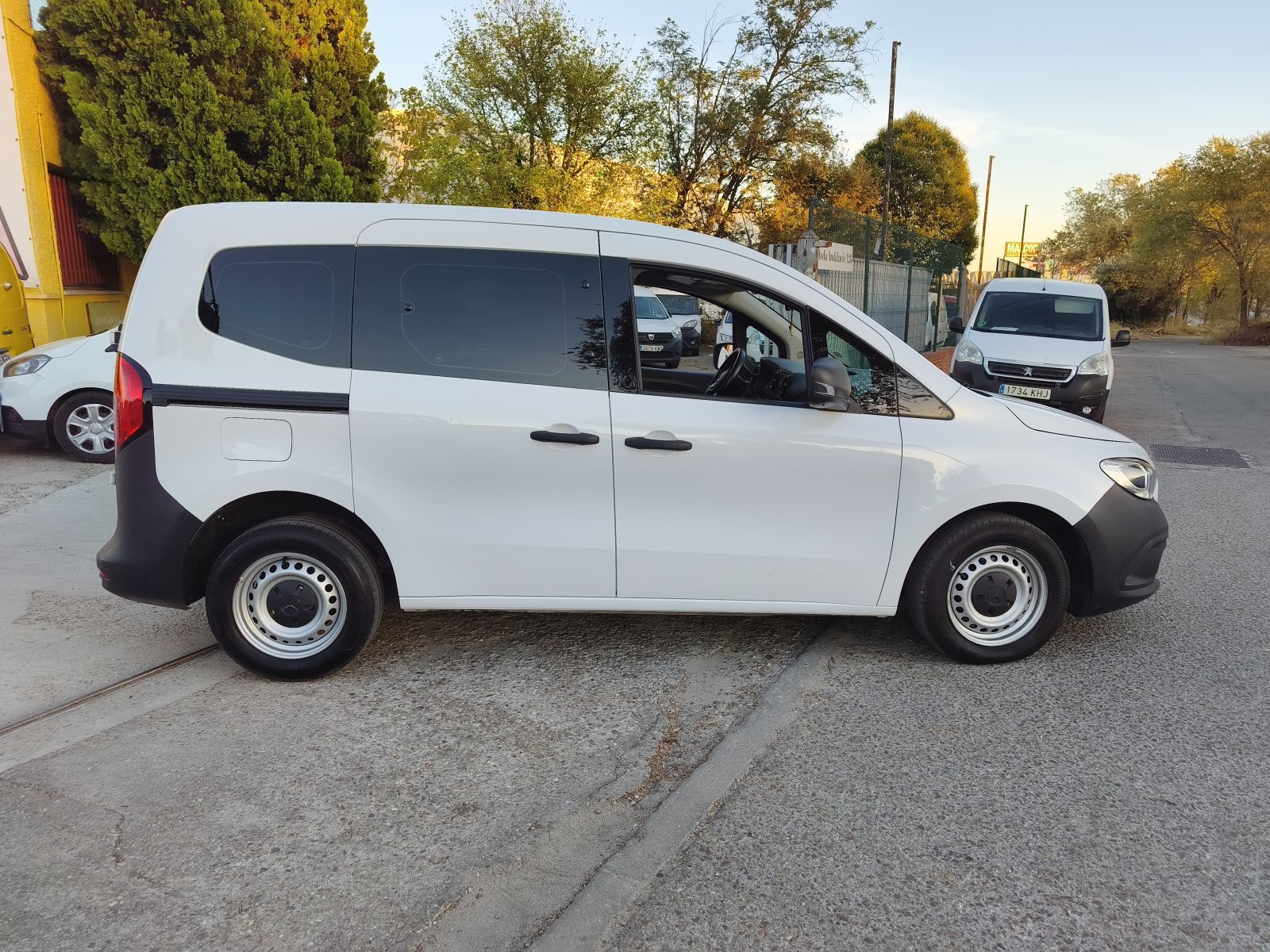 MERCEDES CITAN 5 PLAZAS 8