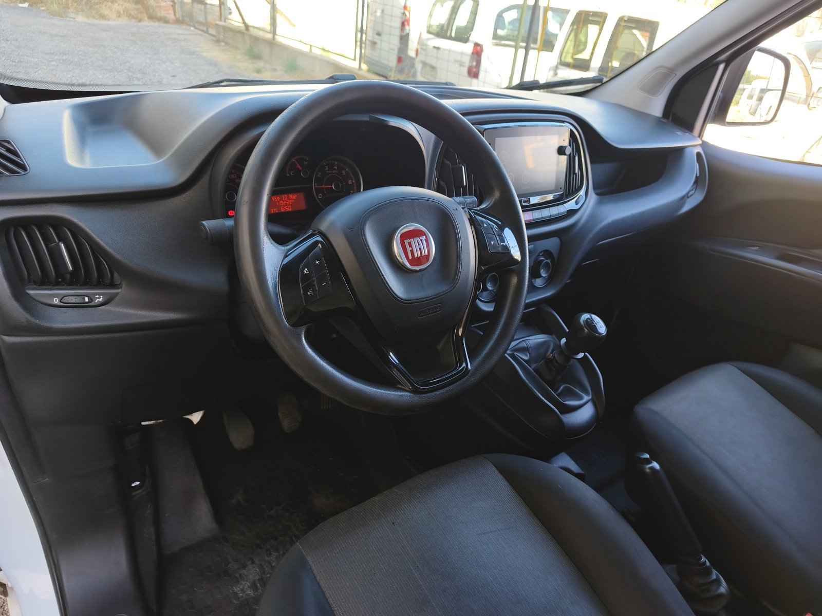 FIAT DOBLO 2 PLAZAS 12