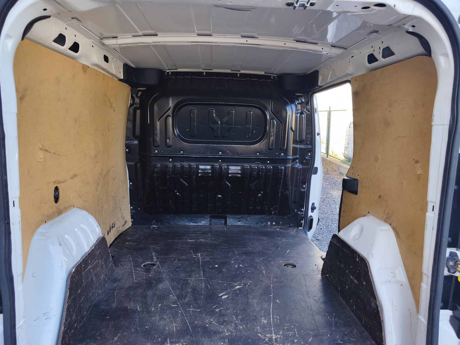 FIAT DOBLO 2 PLAZAS 10