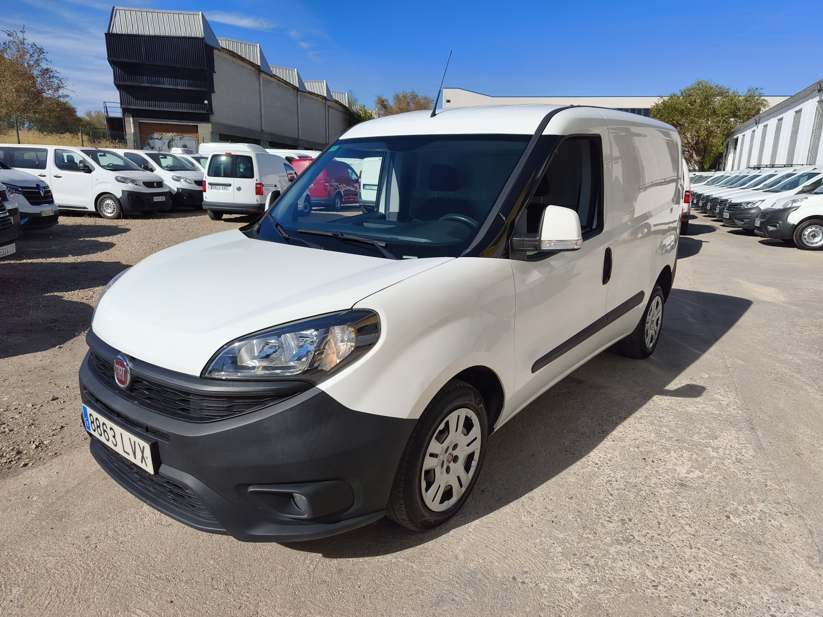 FIAT DOBLO 2 PLAZAS 3