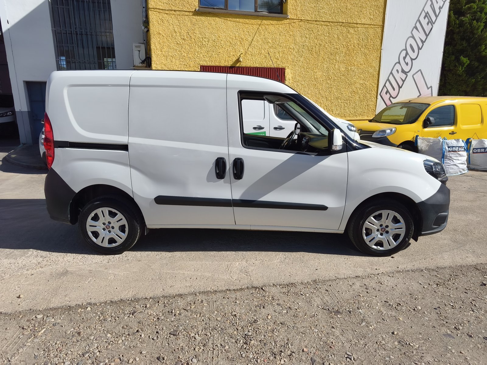 FIAT DOBLO 2 PLAZAS 5