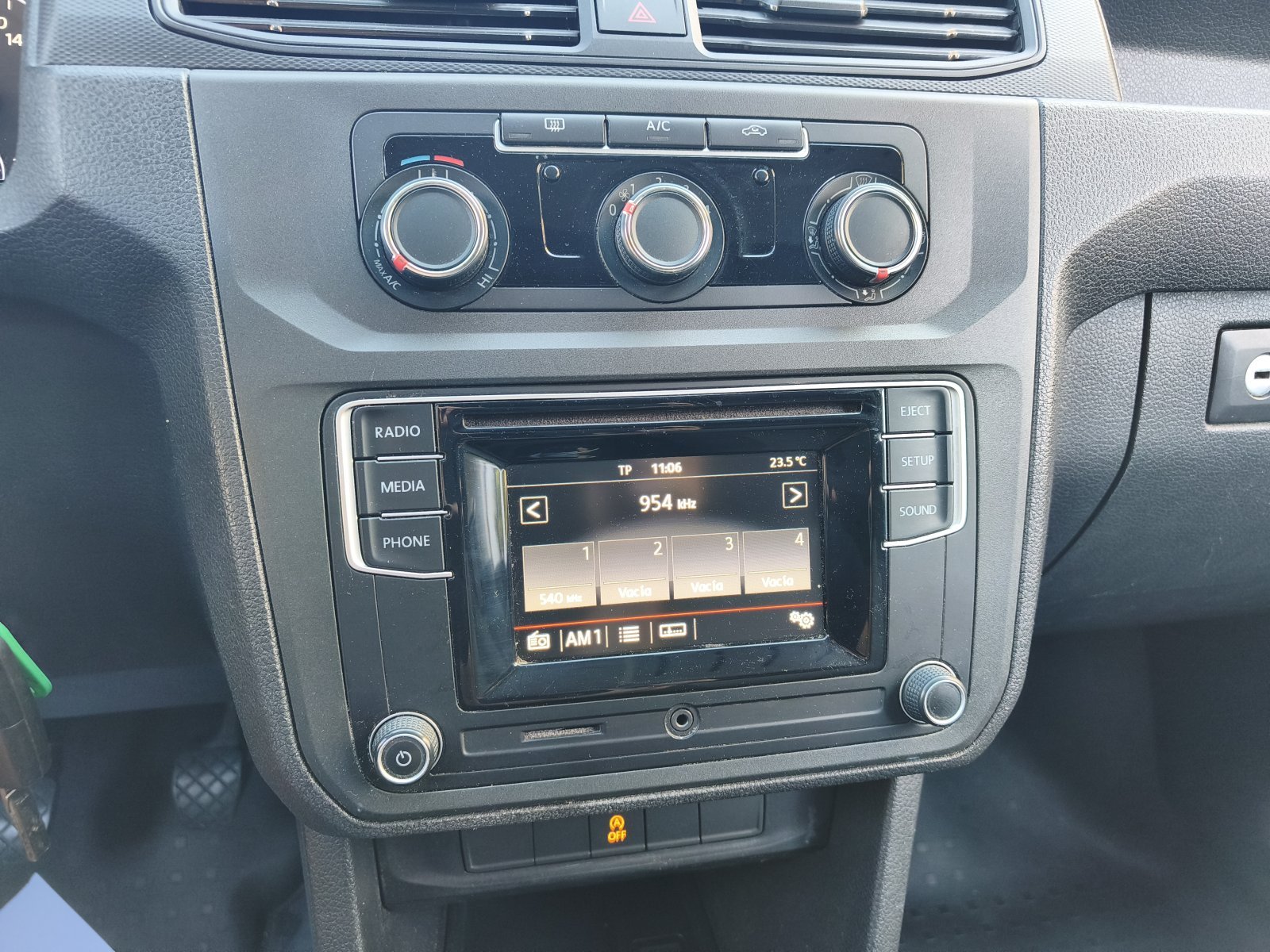 VOLKSWAGEN CADDY GNC 2 PLAZAS 13