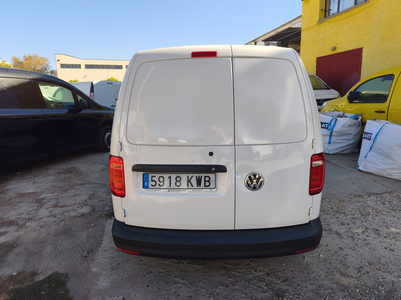 VOLKSWAGEN CADDY GNC 2 PLAZAS 6