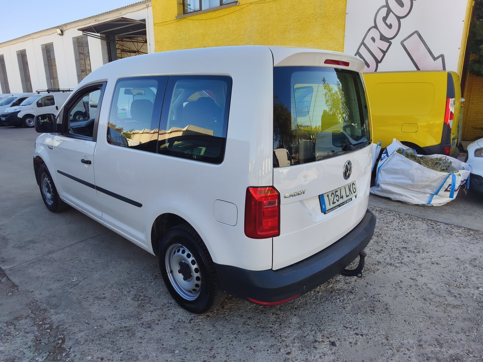 VOLKSWAGEN CADDY 5 PLAZAS 2.0 tdi 102 cv 5