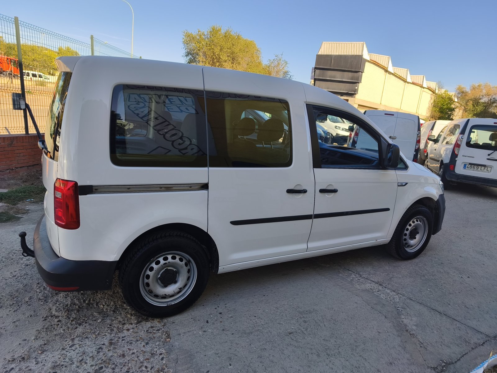 VOLKSWAGEN CADDY 5 PLAZAS 2.0 tdi 102 cv 8