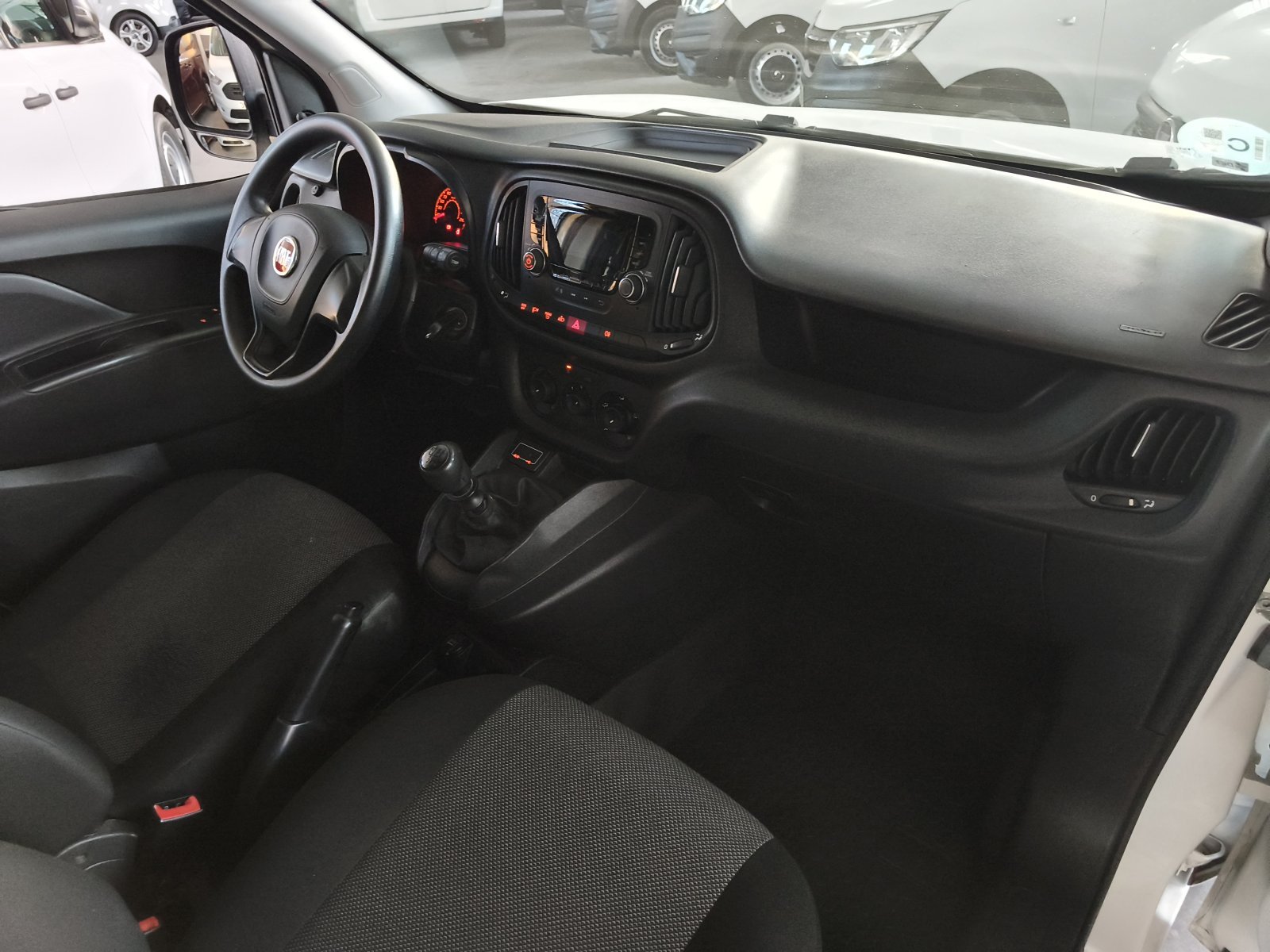 FIAT DOBLO MAXI 2 PLAZAS 10