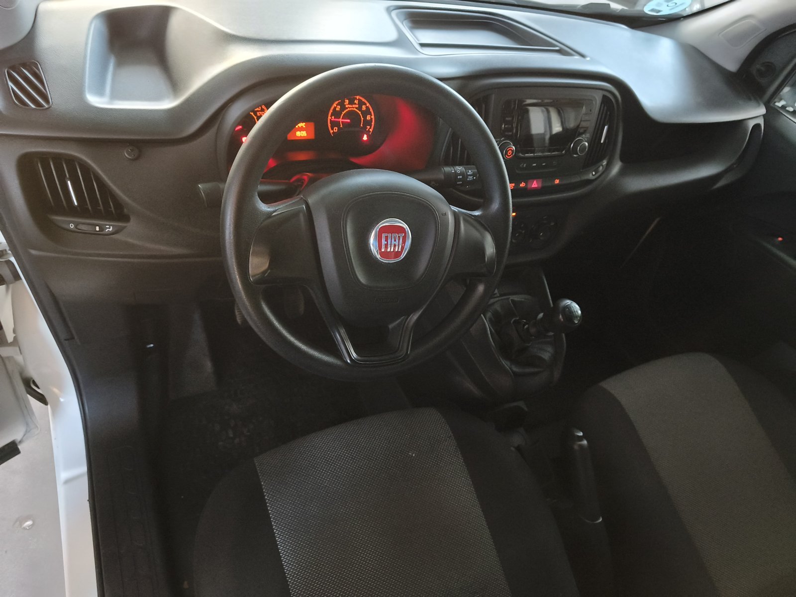 FIAT DOBLO MAXI 2 PLAZAS 9