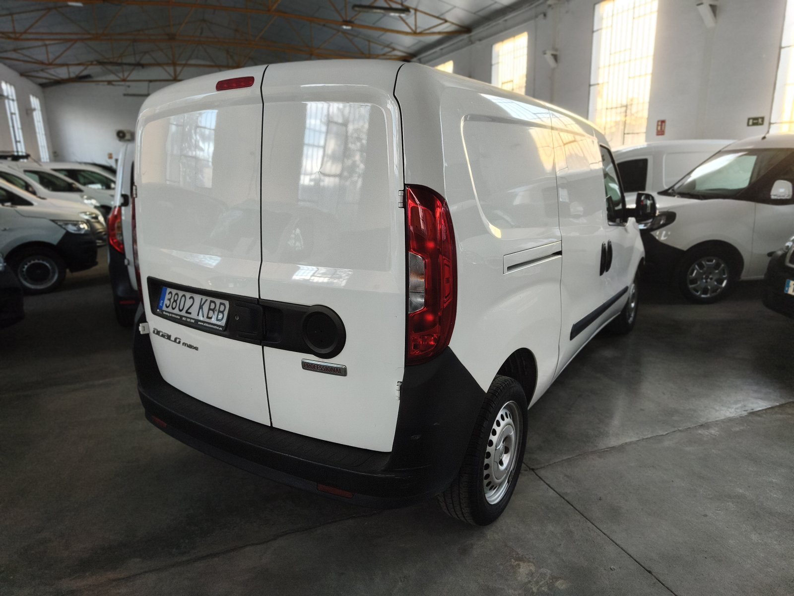 FIAT DOBLO MAXI 2 PLAZAS 6