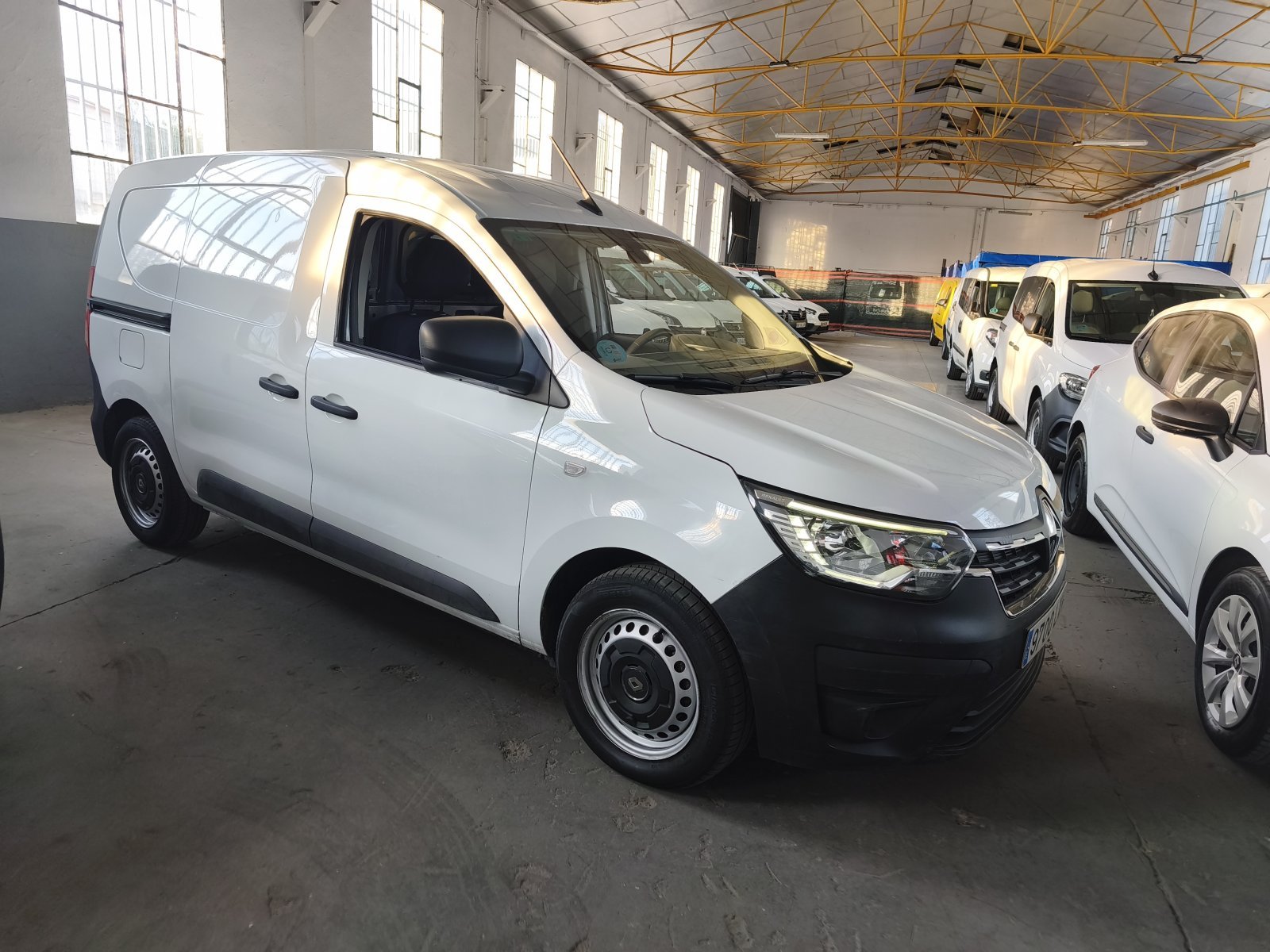 RENAULT KANGOO 2 PLAZAS 8