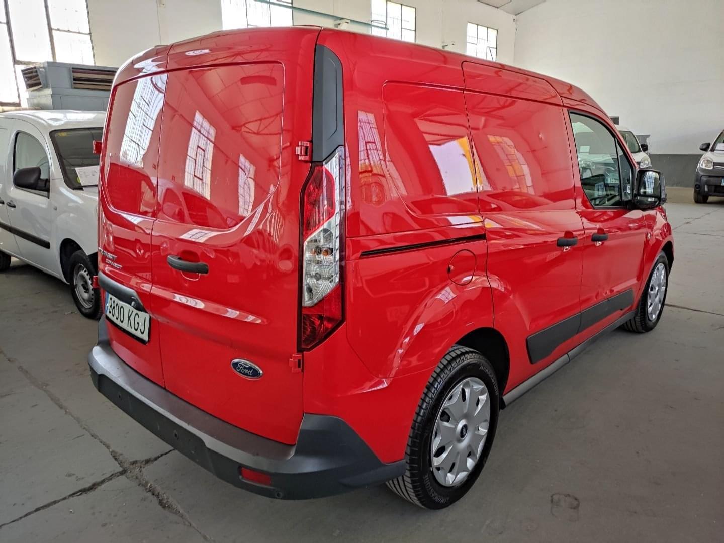 FORD TRANSIT CONNECT 3 PLAZAS 2017 100CV E6 7 