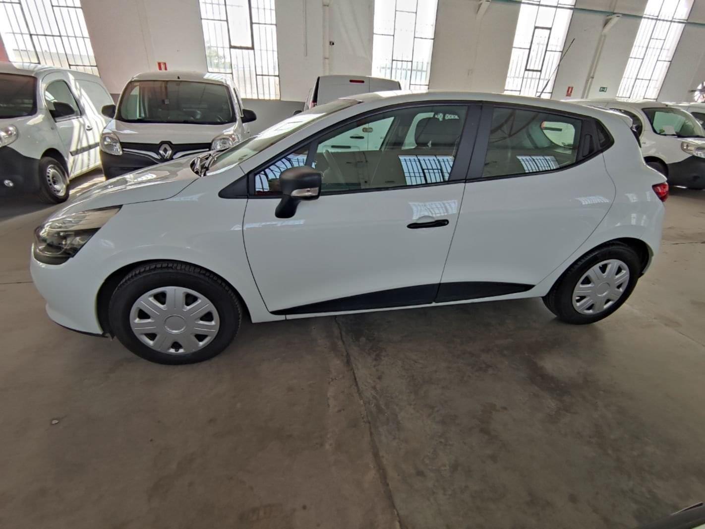 RENAULT CLIO VAN 2 PLAZAS 2015 75CV 5 