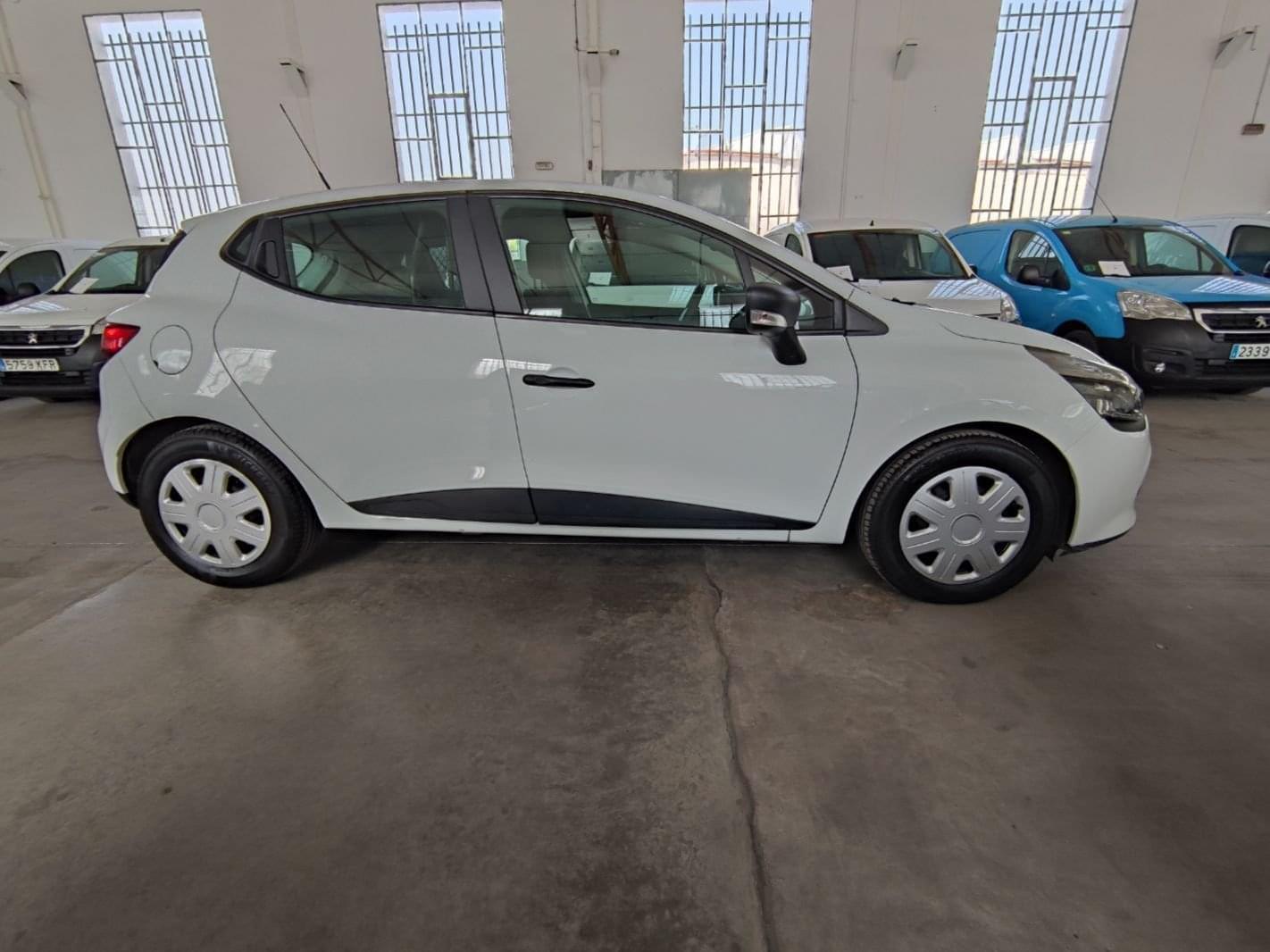 RENAULT CLIO VAN 2 PLAZAS 2015 75CV 6 