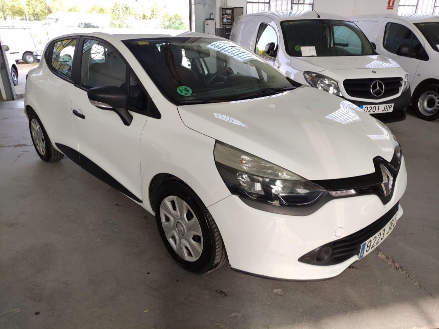 RENAULT CLIO VAN 2016 EURO 6 8 