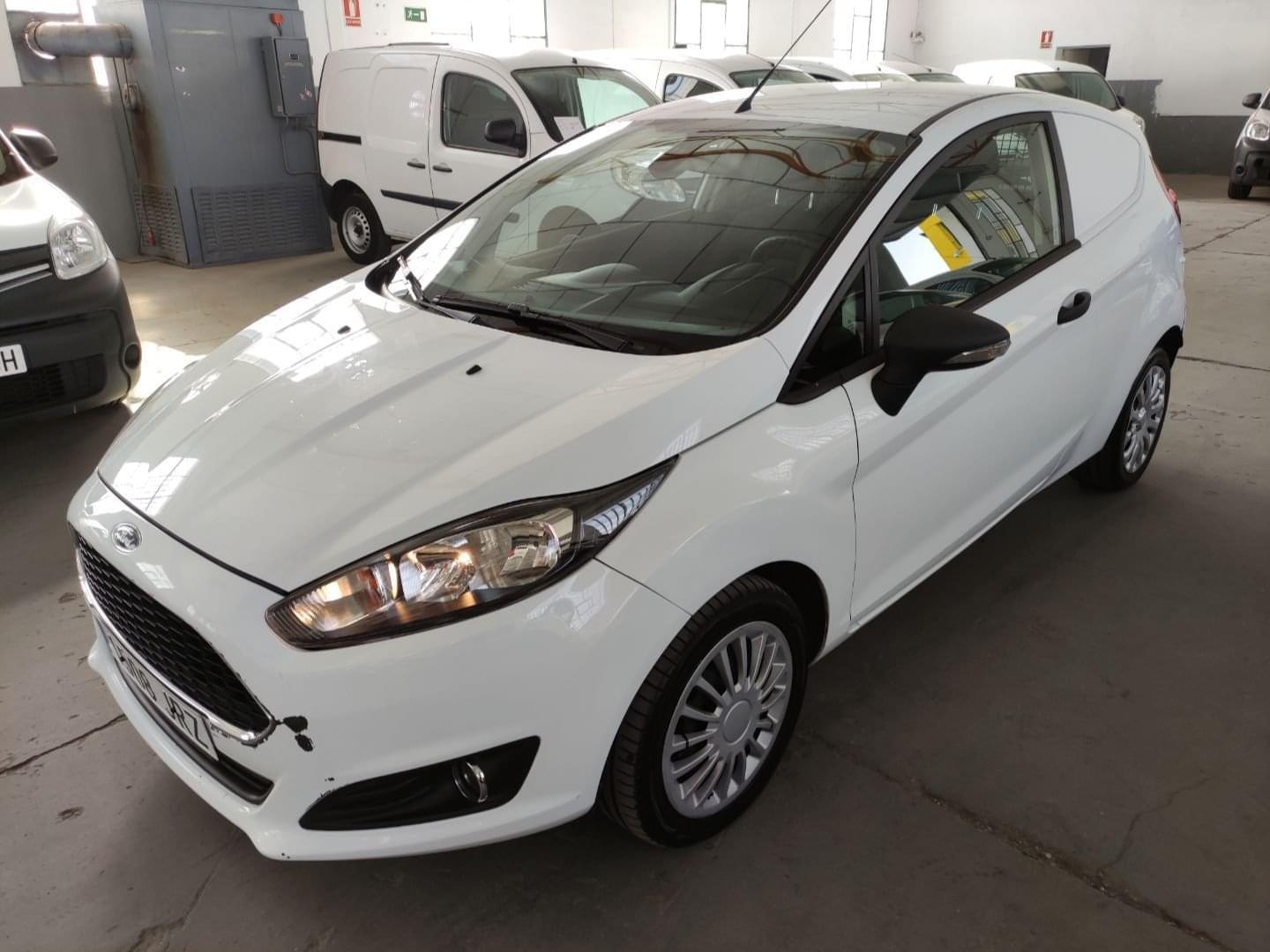 FORD FIESTA VAN 2 