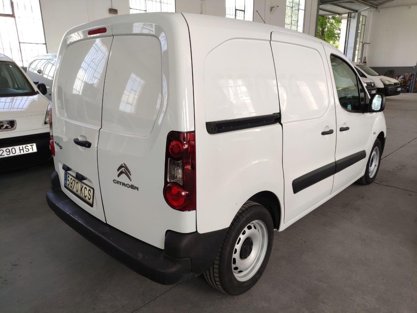 CITROEN BERLINGO 2 PLAZAS 2017 90CV E6 6