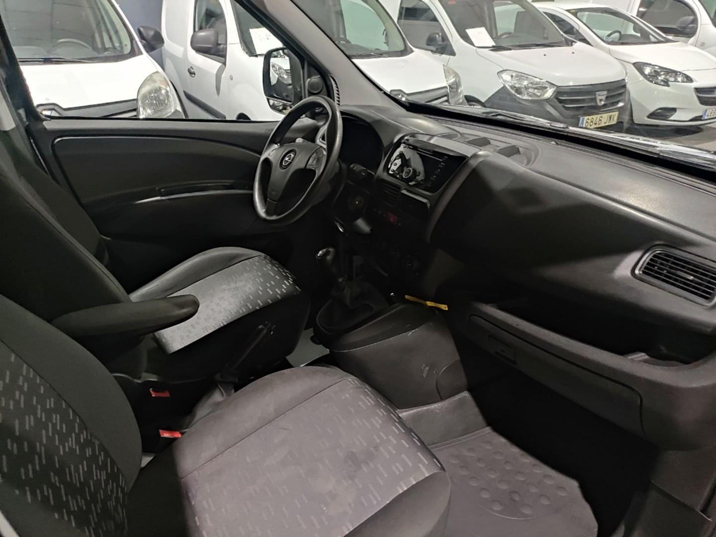 OPEL COMBO LARGO 2017 95CV E6 9 