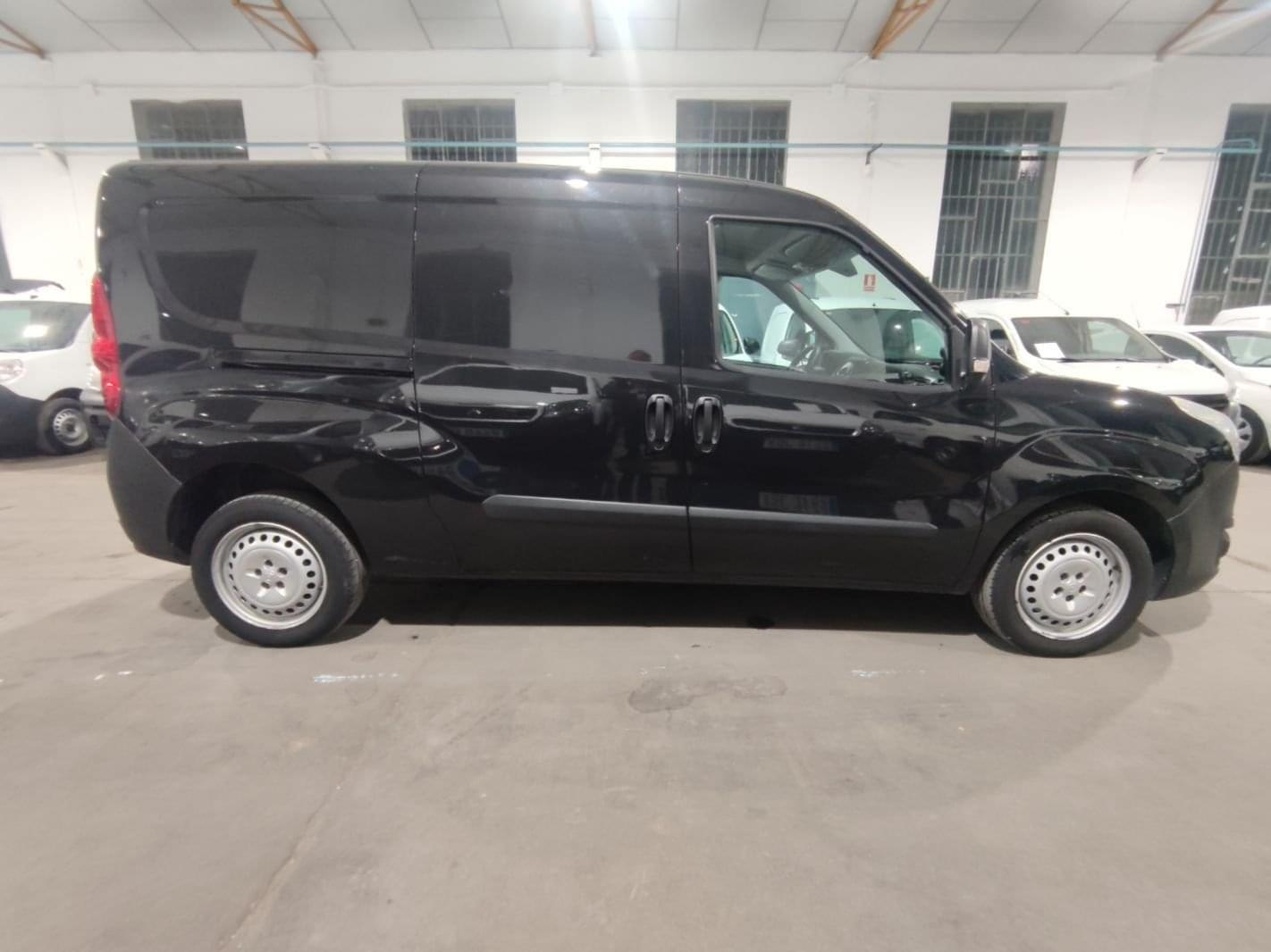 OPEL COMBO LARGO 2017 95CV E6 5 