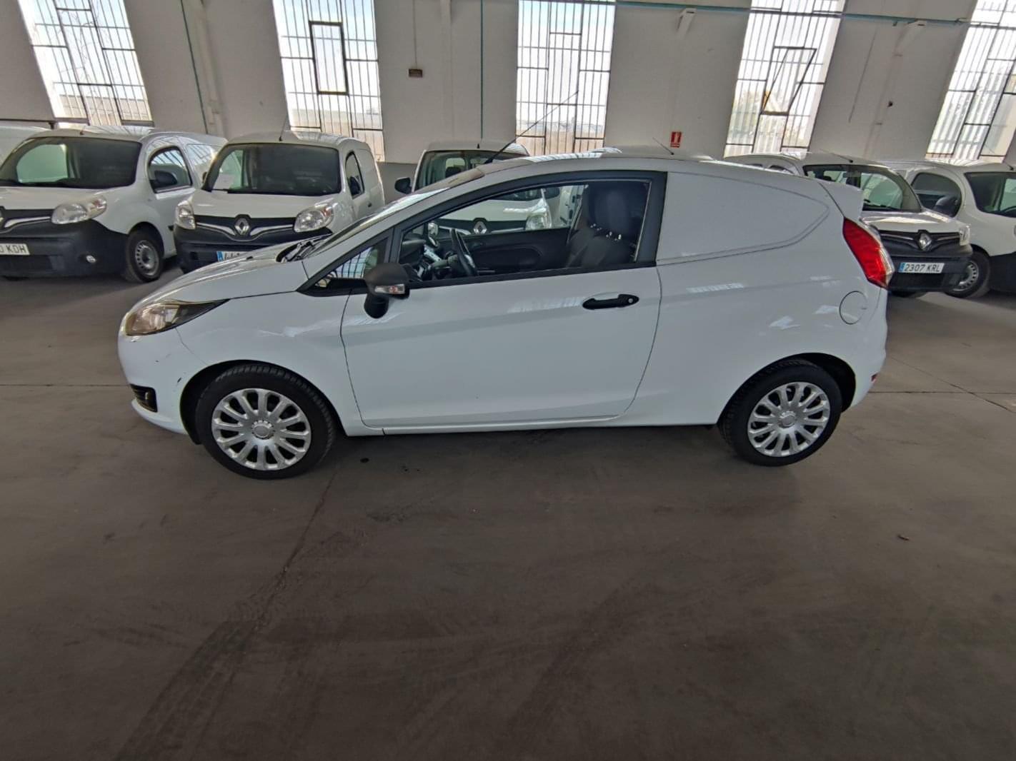 FORD FIESTA VAN 2 PLAZAS 2015 75CV E6 3 