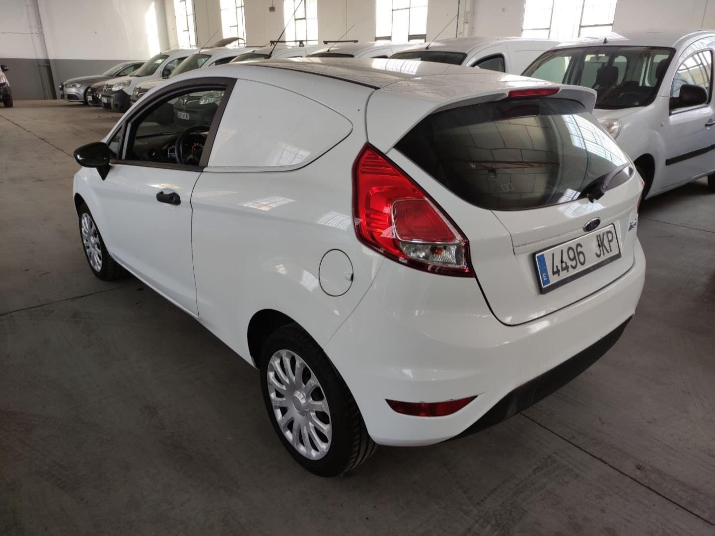 FORD FIESTA VAN 2 PLAZAS 2015 75CV E6 5 