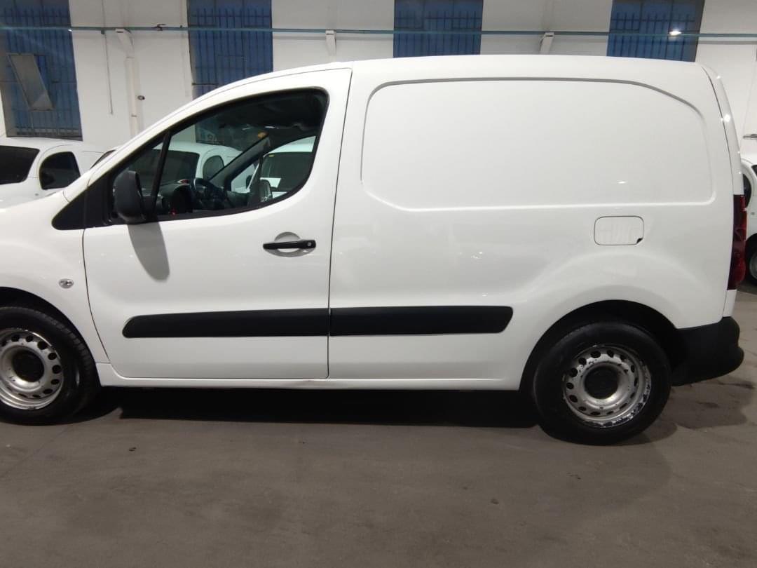 CITROEN BERLINGO 2 PLAZAS 2017 75 E6 6
