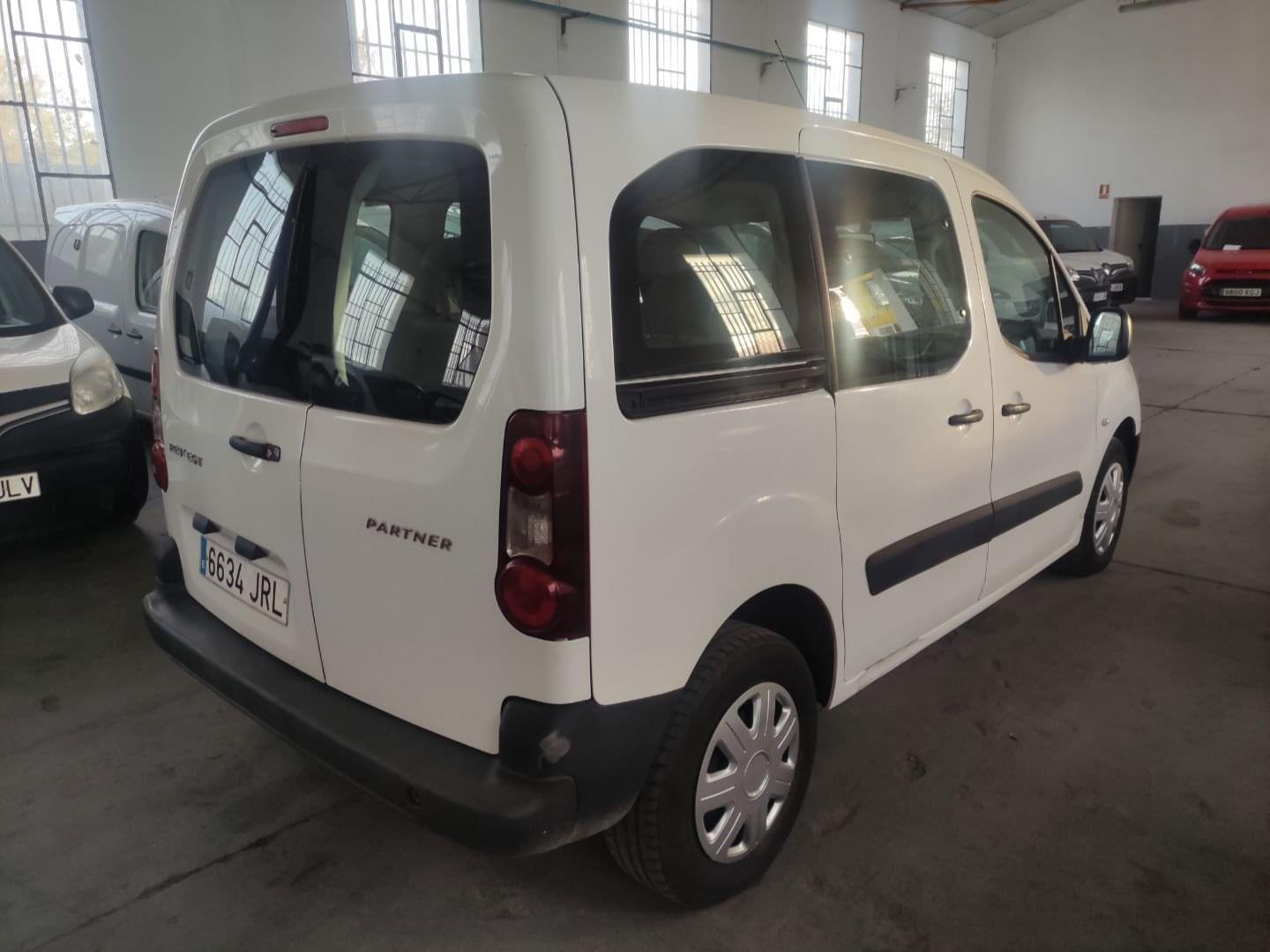 PEUGEOT PARTNER 5 PLAZAS 2016 75 7 