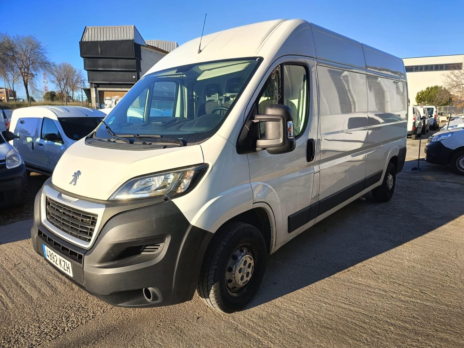 PEUGEOT BOXER  3 PLAZAS L3H2 2.0 2 