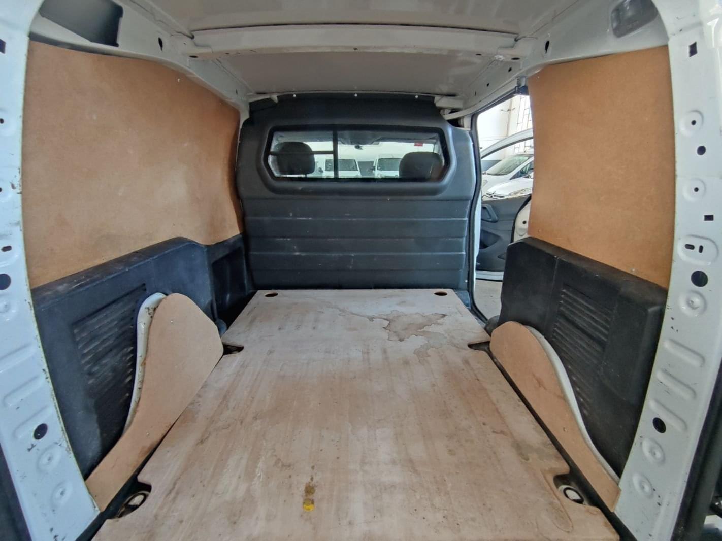 PEUGEOT PARTNER 2 PLAZAS 11 