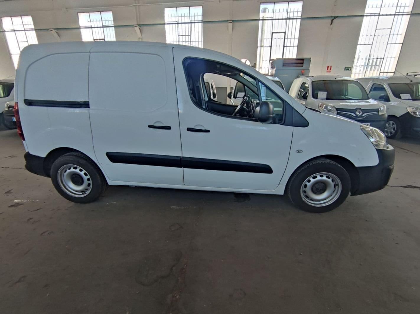 PEUGEOT PARTNER 2 PLAZAS 3 