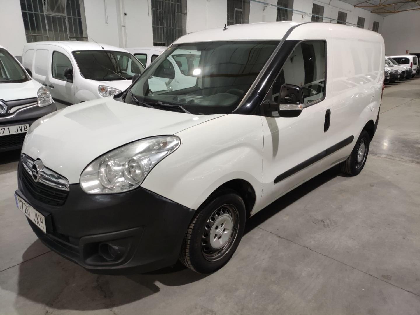 OPEL COMBO CARGO (O)1.3 MULTIJET 90HP BASE E5+ 8 