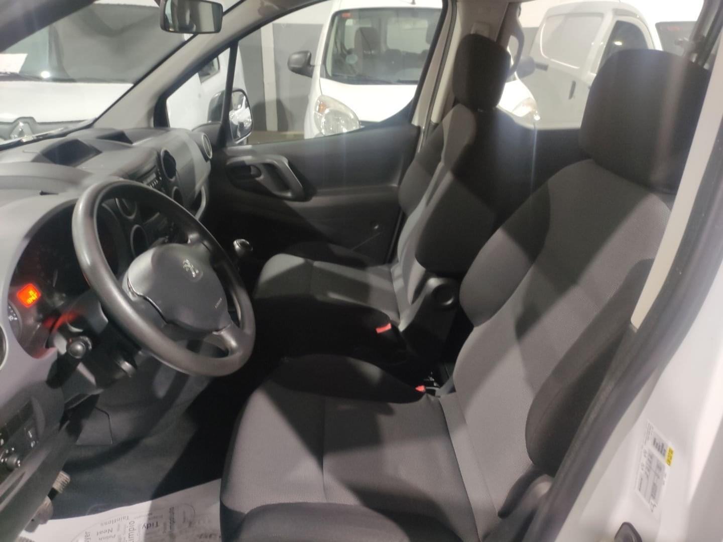 PEUGEOT PARTNER COMBI 5 PLAZAS 2017 75 E6 12 