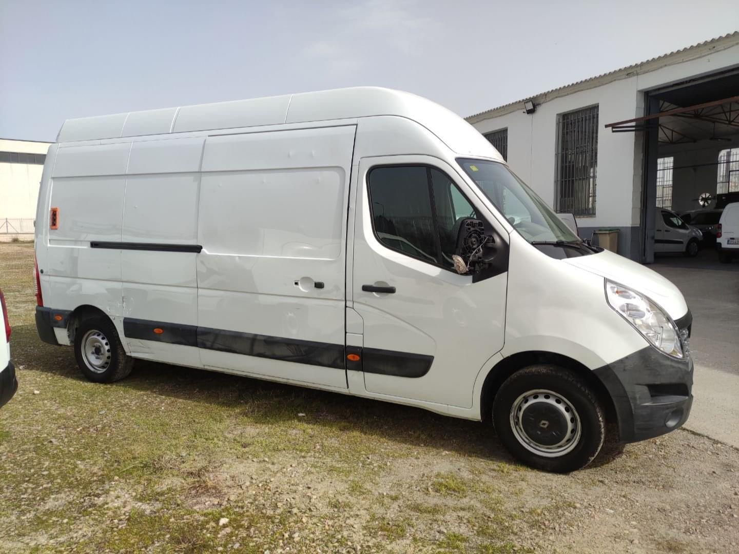 RENAULT MASTER L4 HIPER ELEVADA TRAMPILLA 5 