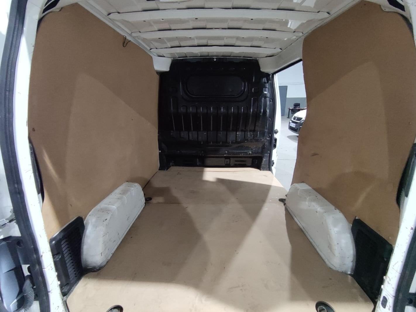 NISSAN NV200 2 PLAZAS 2018 90CV E6 10 