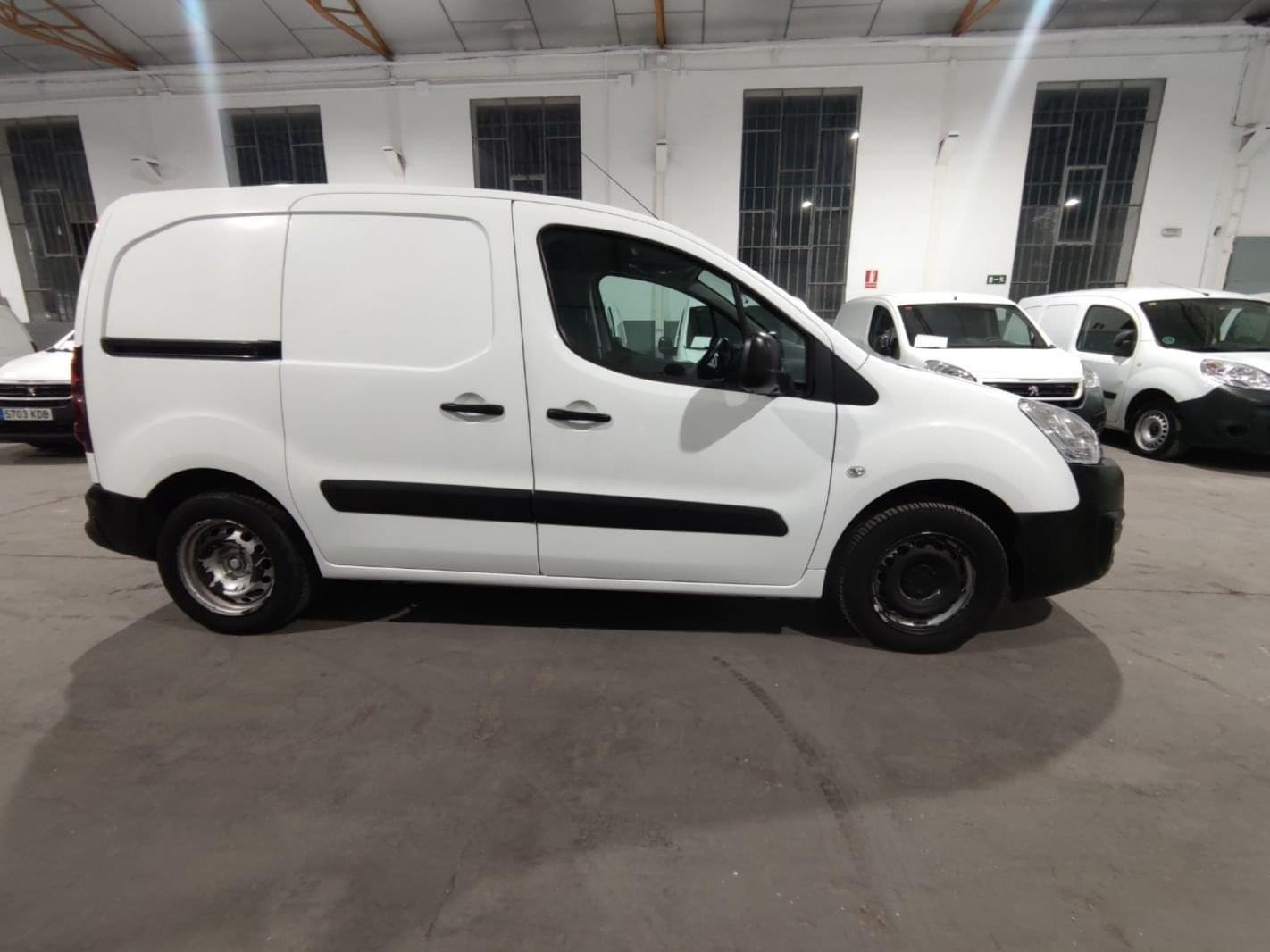 PEUGEOT PARTNER 2 PLAZAS 2017 75CV E6 6 